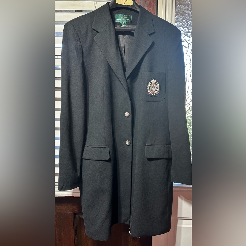 Vintage 90’s Ralph Lauren Elegant Black Blazer 100% Wool with Embroidered Crest - Picture 3 of 12